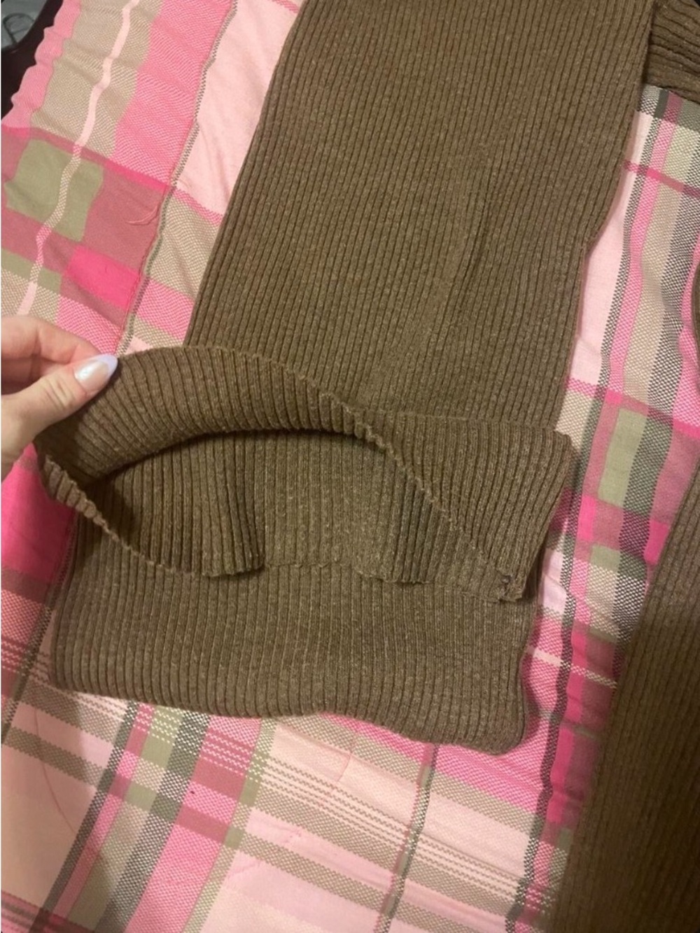 Pink Rose Chocolate Ribbed Sweater Set With Matching Ribbed Pants - Picture 8 of 8